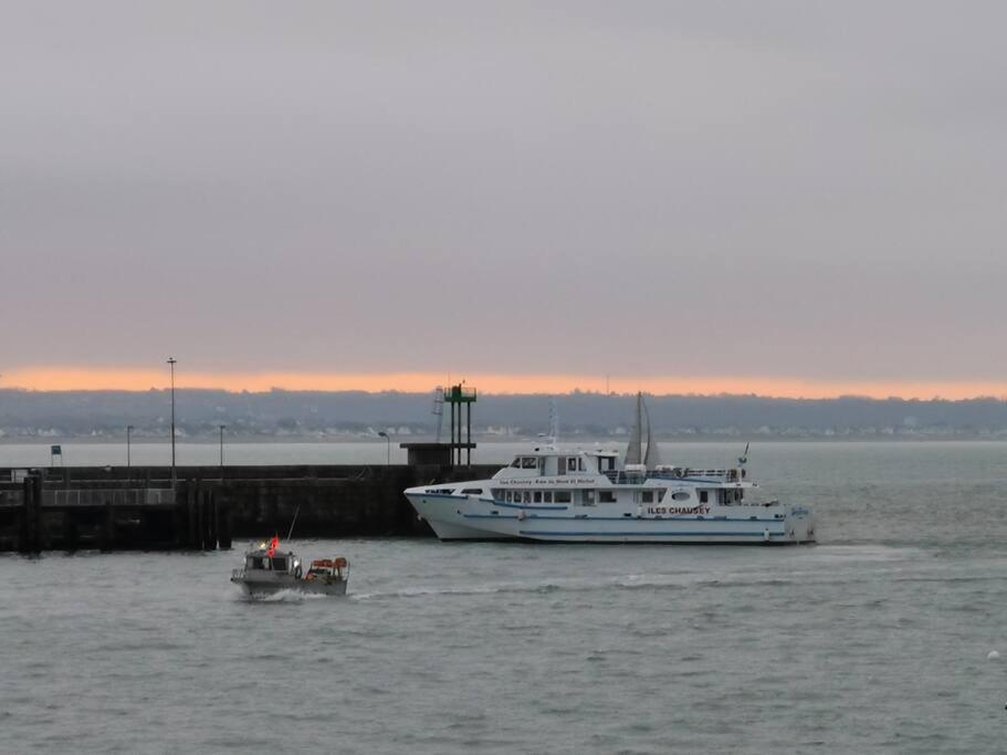 Charme Et Zenitude, Avec Vue Exceptionnelle Sur Le Port Villa Гранвил Екстериор снимка